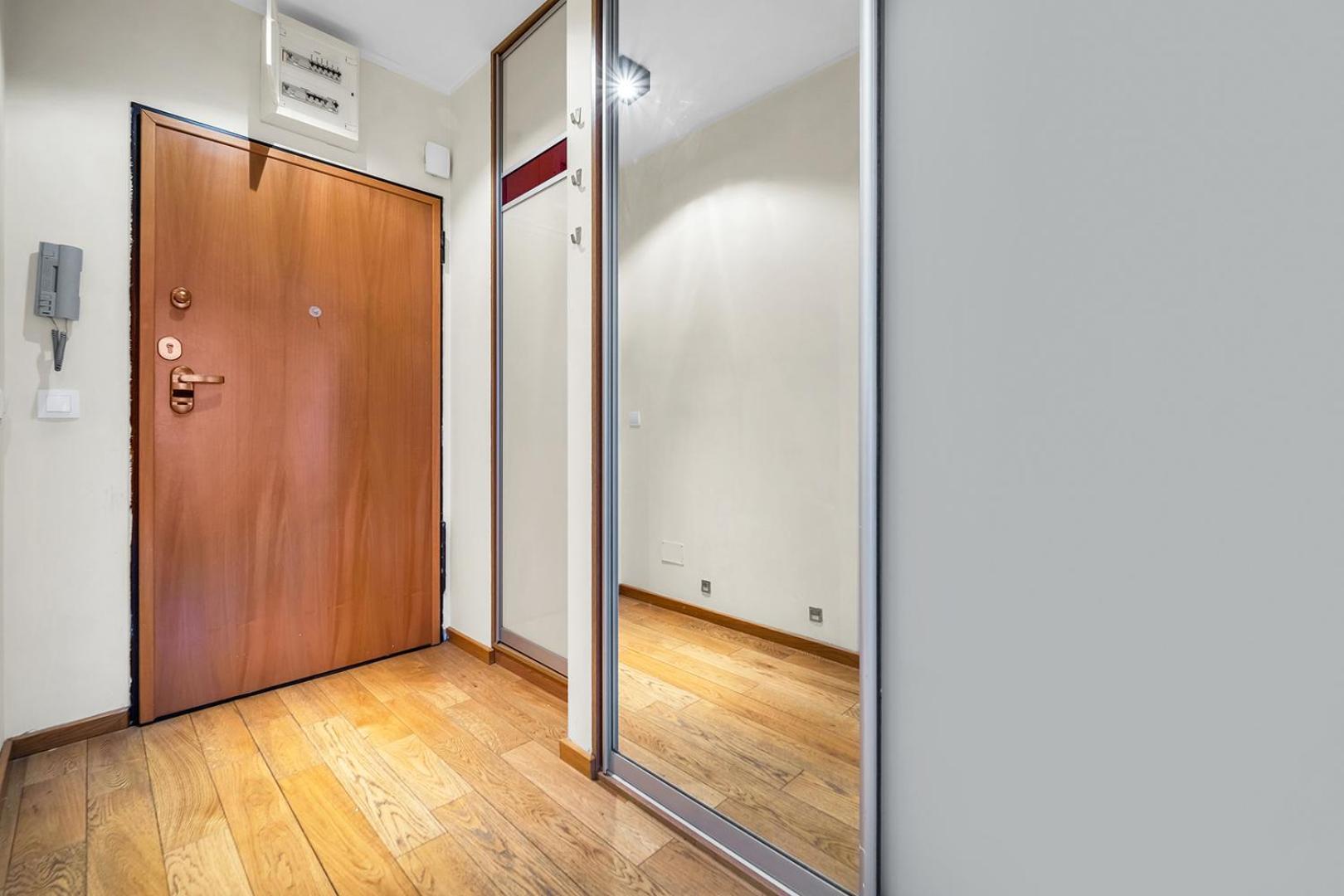 Wola Tower - 60M2, Balcony With City View, Parks Nearby - By Rentujemy Warschau Exterior foto